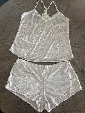 Jessica Simpson Shimmery Light Silver Velvet Cami & Shorts Set